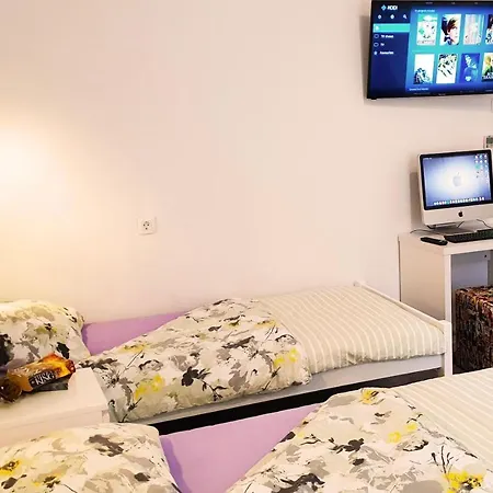 Hostel Croparadise Split