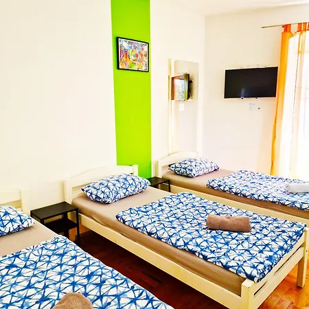 Hostel Croparadise *