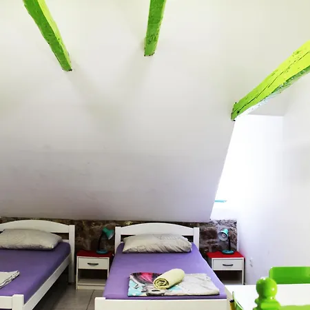 Hostel Croparadise *