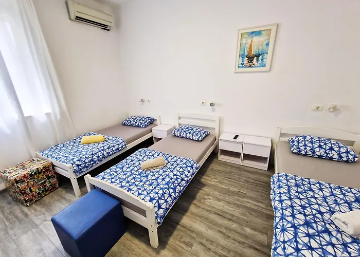 Croparadise Ostello *