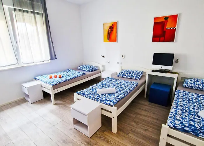 Croparadise Ostello *