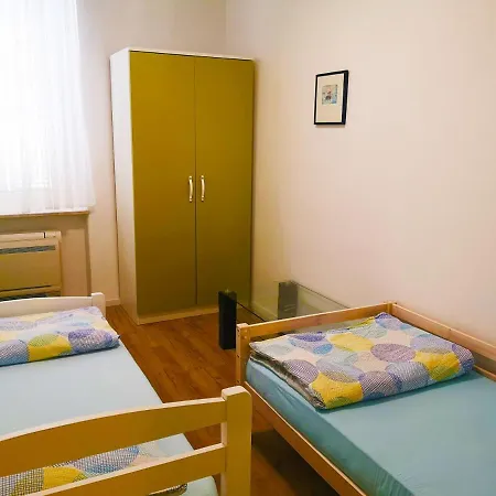 Croparadise Hostel Σπλιτ
