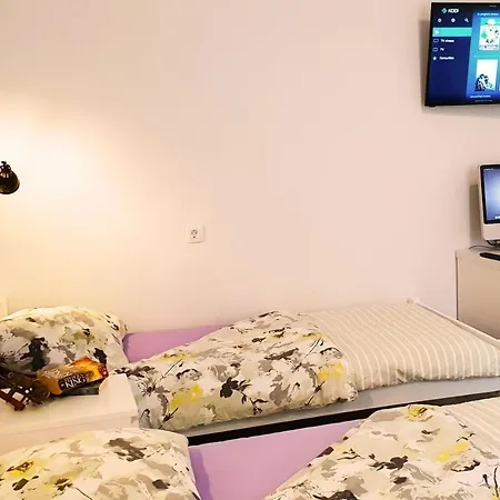 Hostel Croparadise Split