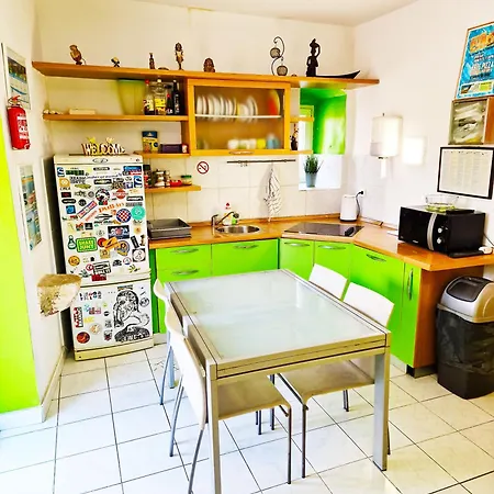 Croparadise Hostal Split