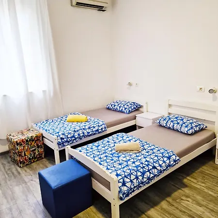 Croparadise Hostel