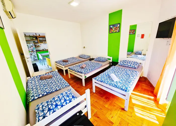 Croparadise Auberge de jeunesse