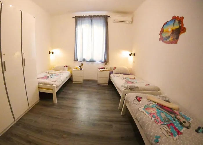 Croparadise Hostel Split